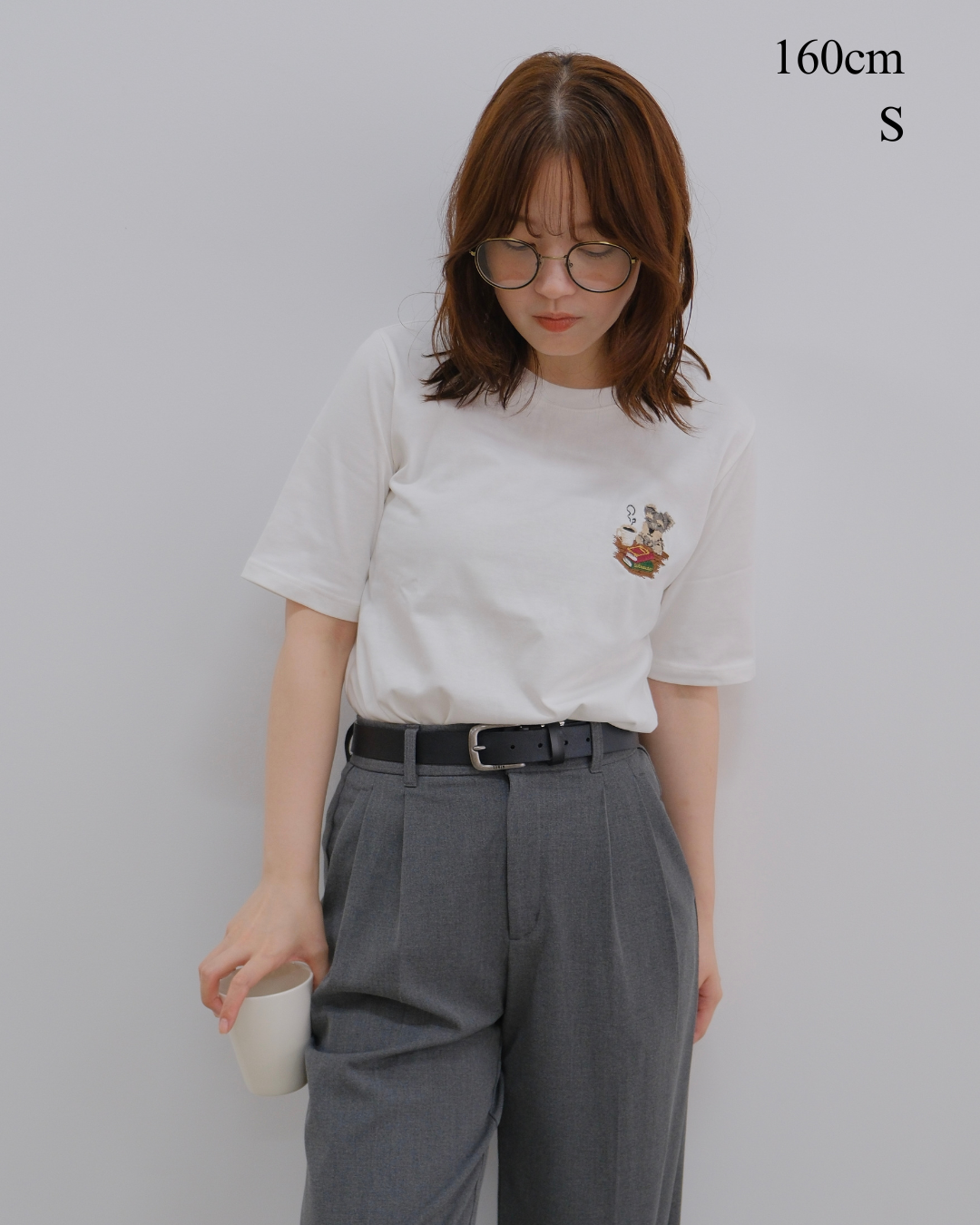 シュナウザーとカフェのTシャツ