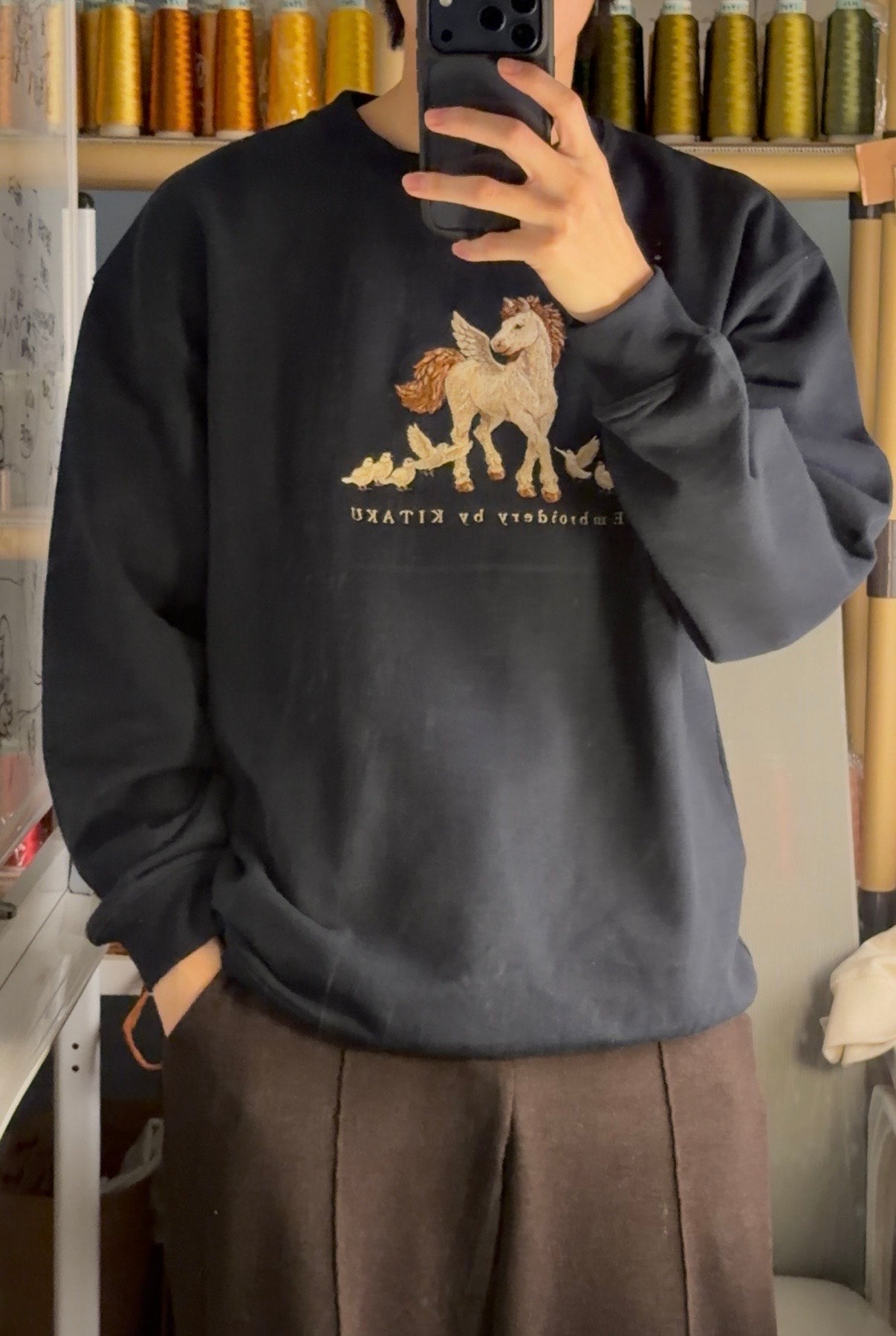 新作】小鳥と白馬 – 北区の刺しゅう屋