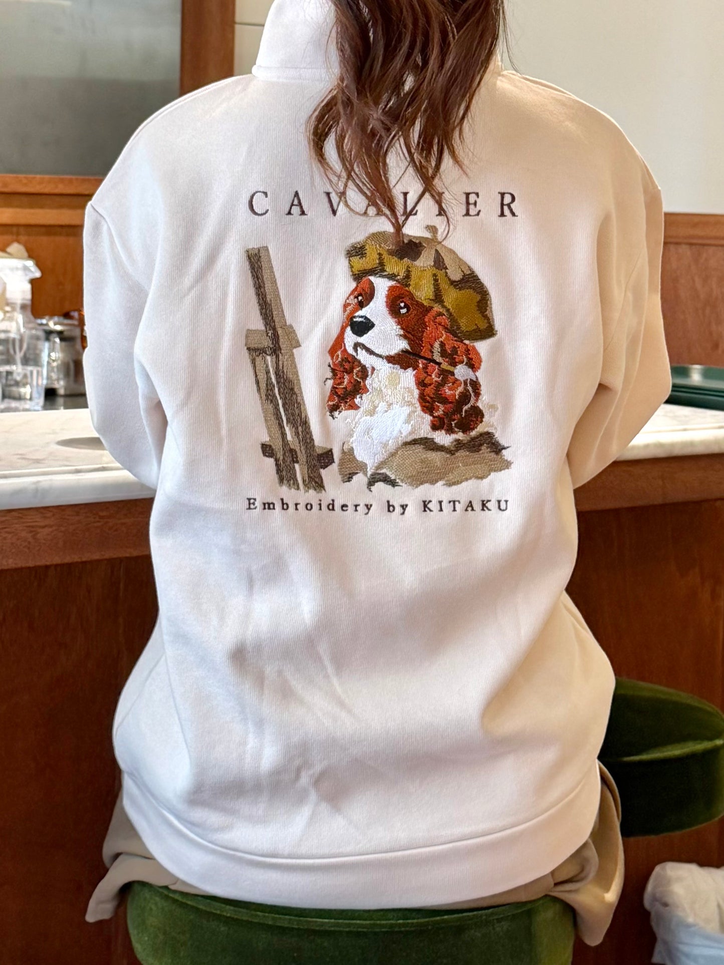 キャバリア画伯のハーフジップ